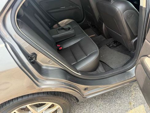 Used 2010 Ford Fusion SEL FWD image 19