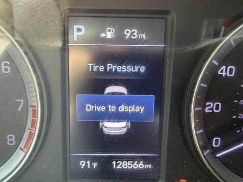 Used 2018 Hyundai Sonata Limited w/ Cargo Package FWD image 14