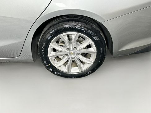Used 2024 Chevrolet Malibu LT FWD image 11