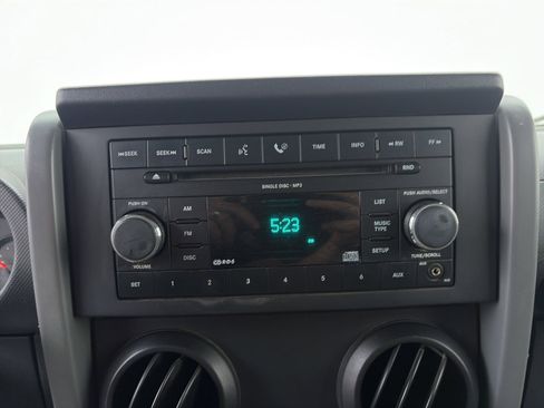 Used 2007 Jeep Wrangler X image 12