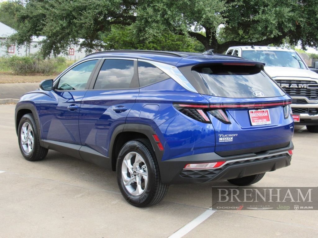 Used 2022 Hyundai Tucson SEL w/ Cargo Package AWD/4WD image 3