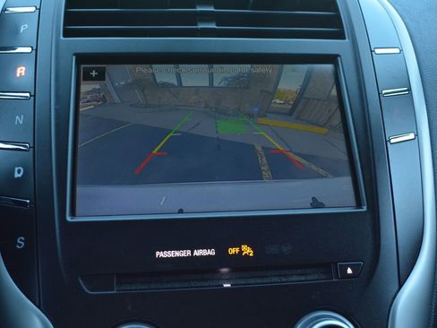 Used 2019 Lincoln MKC Select w/ Select Plus Package image 20