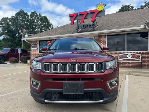 Used 2021 Jeep Compass Limited image 2