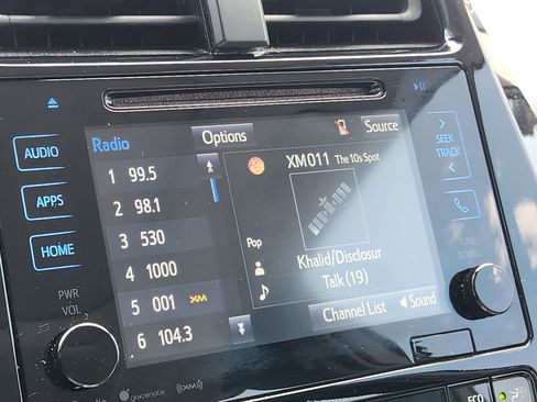 Used 2018 Toyota Prius Three w/ Advanced Technology Package FWD image 25