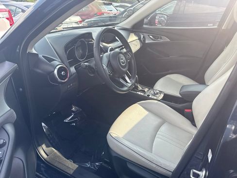 Used 2019 MAZDA CX-3 Grand Touring FWD image 3