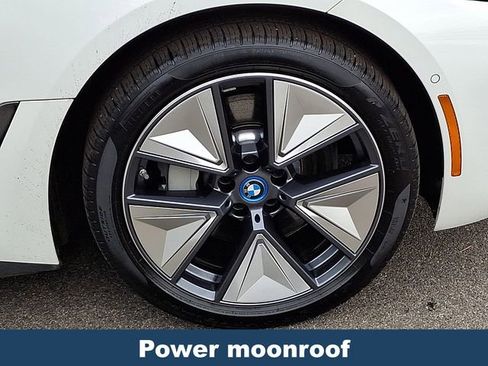 Used 2023 BMW i4 eDrive35 w/ Premium Package image 10