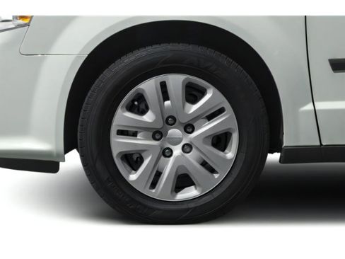 Used 2019 Dodge Grand Caravan SE w/ UConnect Hands-Free Group image 14