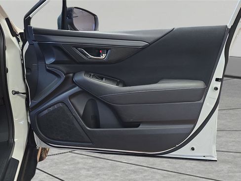 Used 2025 Subaru Outback Premium w/ Popular Package #1A image 27