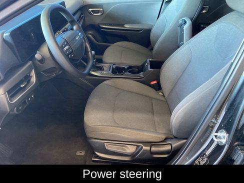 Used 2025 Kia K4 FWD image 7