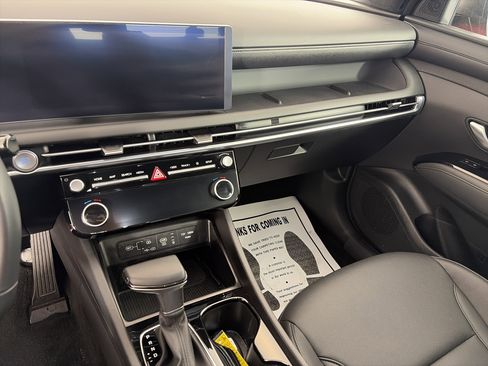 New 2025 Hyundai Santa Cruz XRT AWD/4WD image 4