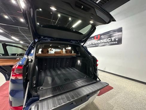 Used 2019 BMW X5 xDrive40i w/ Convenience Package image 49