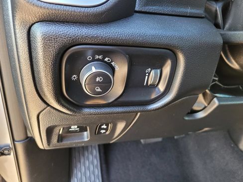 Used 2025 RAM 1500 Lone Star AWD/4WD image 22