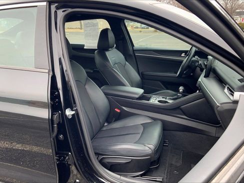 Used 2022 Kia K5 GT-Line image 9