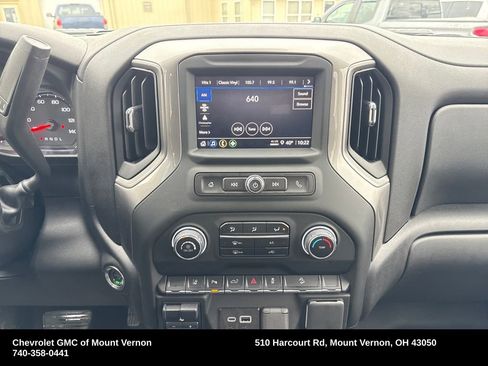 Used 2024 Chevrolet Silverado 2500 Custom w/ Custom Value Package image 17