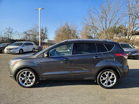 Used 2016 Ford Escape Titanium w/ Equipment Group 301A image 4