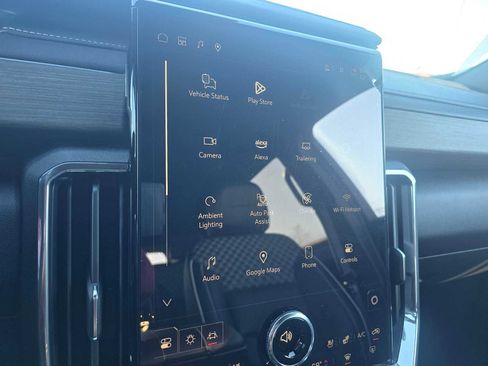 Used 2024 GMC Acadia Denali w/ Super Cruise Package image 29