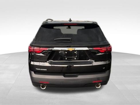 Used 2023 Chevrolet Traverse LT FWD image 4
