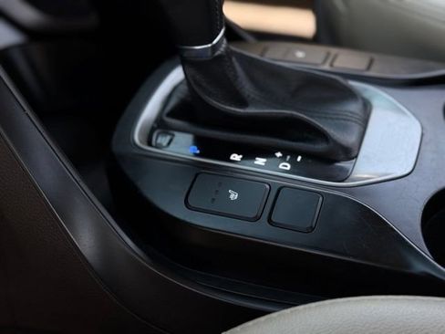 Used 2018 Hyundai Santa Fe Sport 2.0T FWD image 22