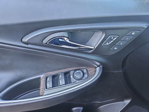 Used 2024 Chevrolet Malibu LT image 17