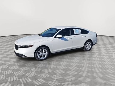 New 2025 Honda Accord LX image 4