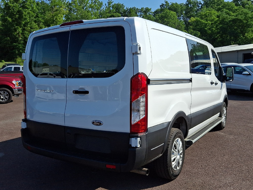 Certified 2025 Ford Transit 250 Low Roof w/ Exterior Upgrade Package RWD image 10