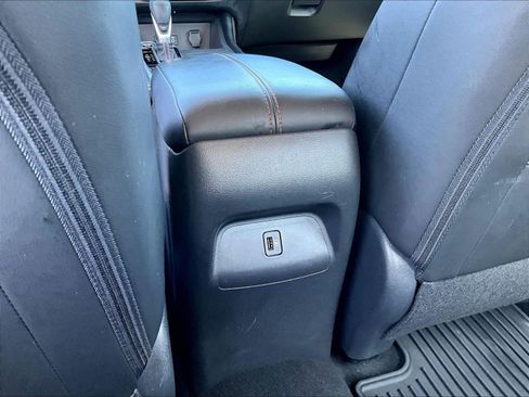 Certified 2023 Nissan Sentra SR w/ SR Premium Package FWD image 10