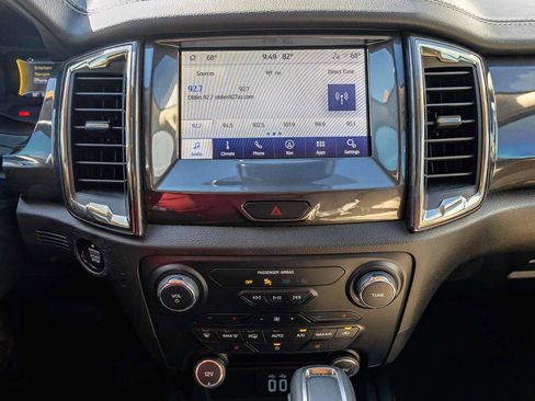 Used 2021 Ford Ranger Lariat w/ Equipment Group 501A High image 14