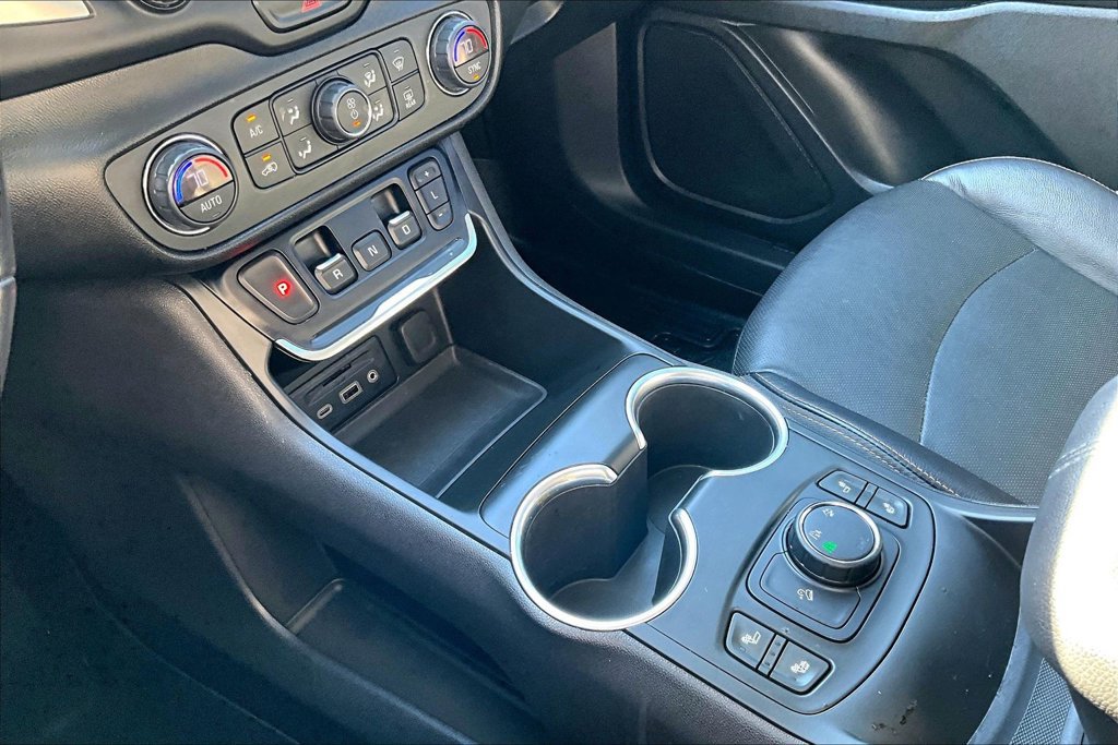 Used 2019 GMC Terrain SLT w/ Preferred Package AWD/4WD image 12