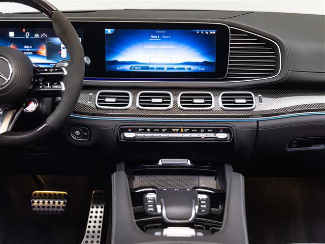Used 2025 Mercedes-Benz GLS 63 AMG 4MATIC image 33