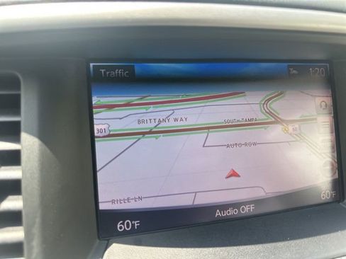 Used 2018 Nissan Pathfinder SL image 28