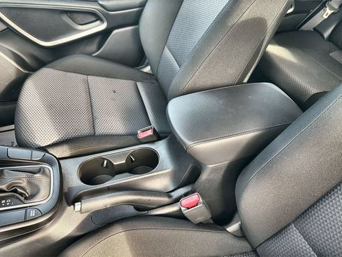 Used 2025 Kia Soul LX w/ LX Technology Package FWD image 22