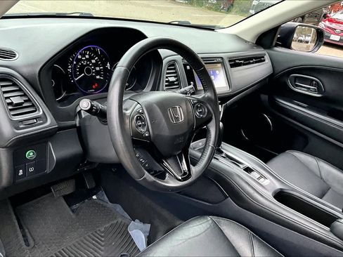 Used 2018 Honda HR-V EX-L image 17