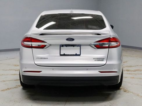 Used 2019 Ford Fusion Titanium FWD image 13