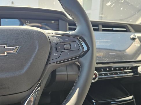 New 2027 Chevrolet Bolt LT w/ Comfort Package FWD image 34