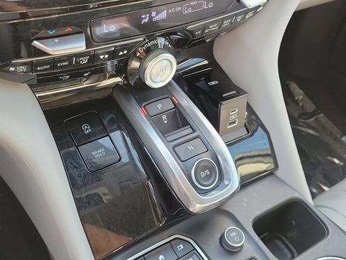 Used 2024 Acura MDX FWD w/ Technology Package image 27