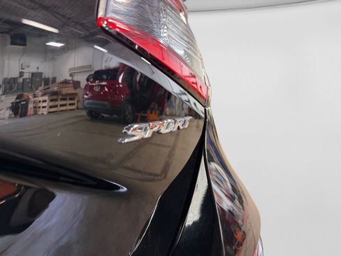 Used 2024 Honda Civic Sport image 12