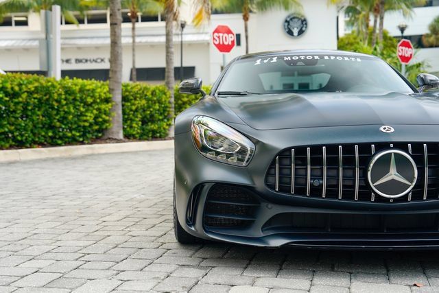 Used 2018 Mercedes-Benz AMG GT R image 6