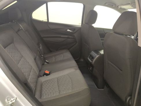 Used 2021 Chevrolet Equinox LT AWD/4WD image 19