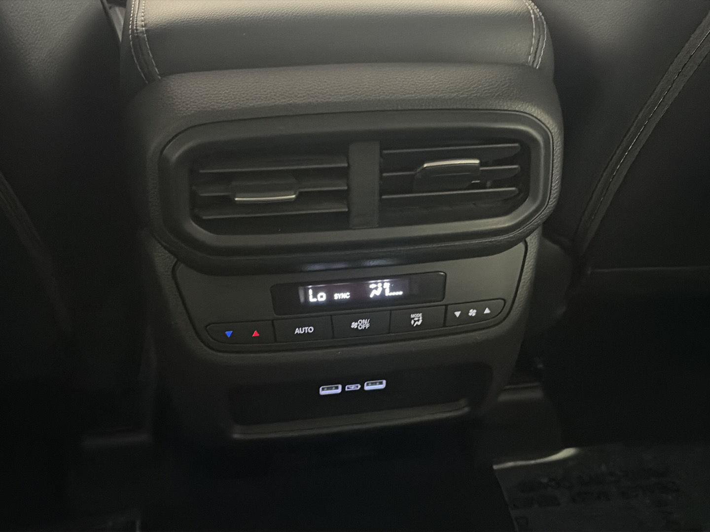 Used 2023 Honda Pilot EX-L image 18