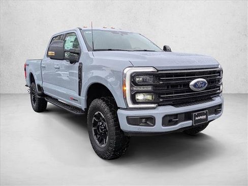 New 2026 Ford F350 Platinum w/ Tremor Off-Road Package AWD/4WD image 6