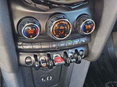 Used 2017 MINI Cooper 2-Door Hardtop FWD image 36