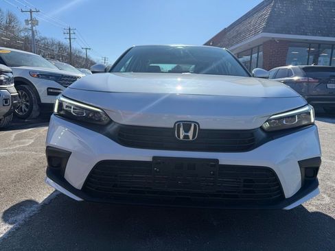 Used 2023 Honda Civic EX image 2