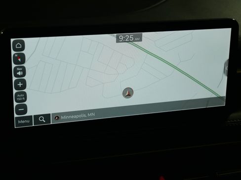 Used 2025 Genesis G70 2.5T w/ Sport Prestige Package image 31