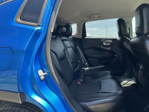 Used 2018 Jeep Compass Latitude w/ Popular Equipment Group AWD/4WD image 26