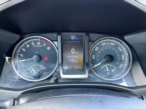Used 2021 Toyota Tacoma TRD Sport w/ Technology Package AWD/4WD image 25