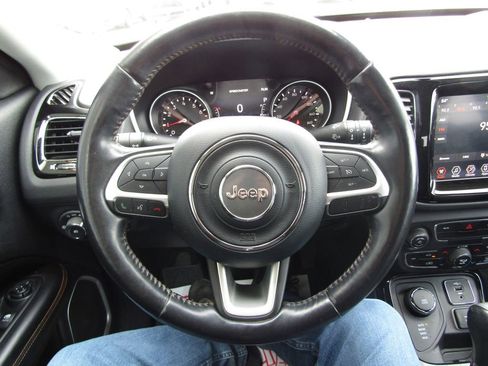 Used 2019 Jeep Compass Limited image 21