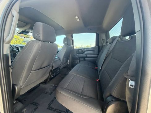 Used 2022 Chevrolet Silverado 1500 Custom RWD image 14