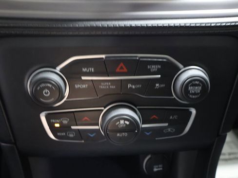 Used 2023 Dodge Charger R/T w/ Plus Group image 30