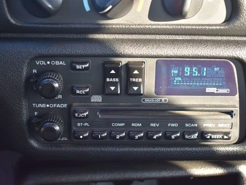 Used 1996 Chevrolet Camaro Z28 RWD image 23