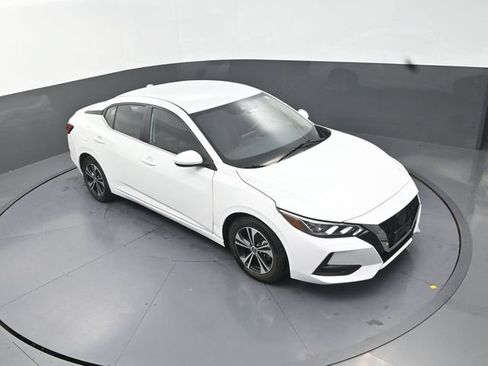 Used 2023 Nissan Sentra SV FWD image 11